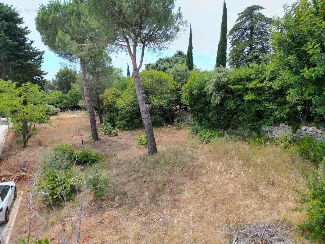 Terrain à TOULON