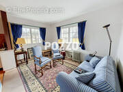 Appartement à JULLOUVILLE