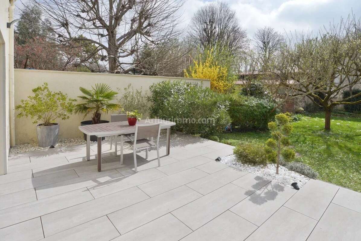 Maison à NOGENT-SUR-MARNE