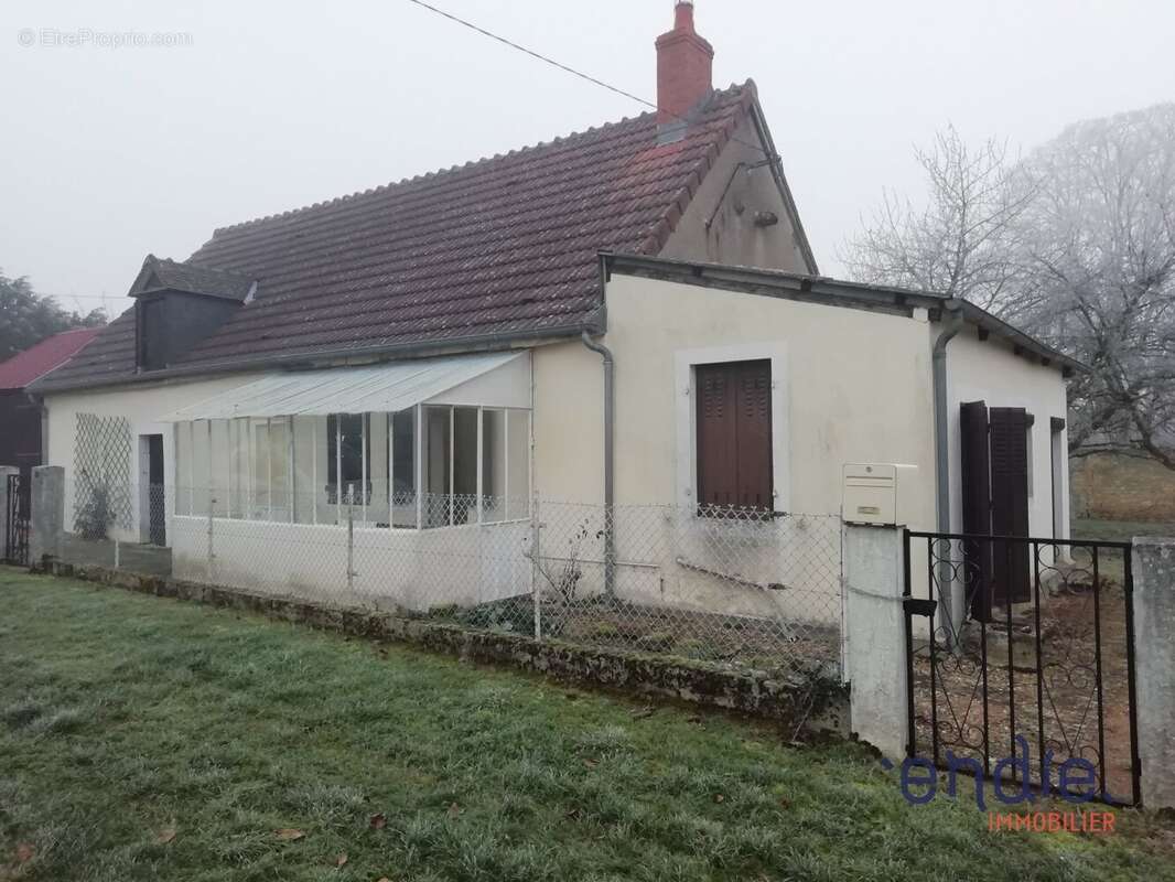Maison à OUROUER-LES-BOURDELINS