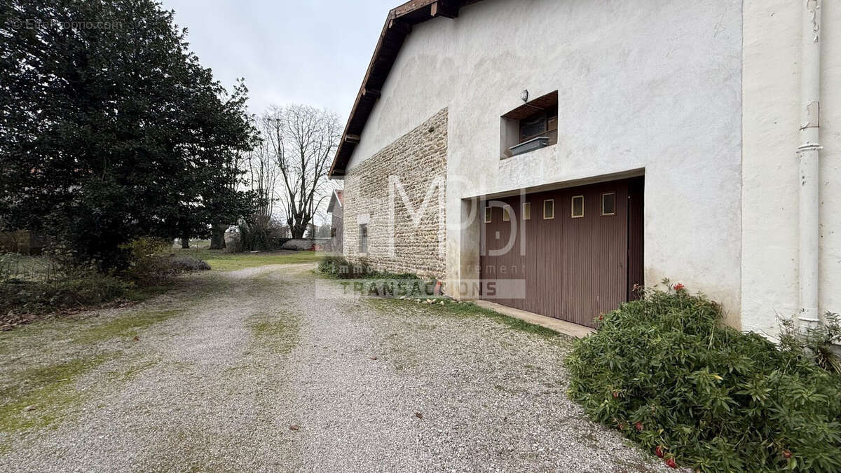 Maison à BOURG-EN-BRESSE