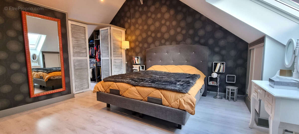 Maison avec appartement à deux pas de la gare - photo 7