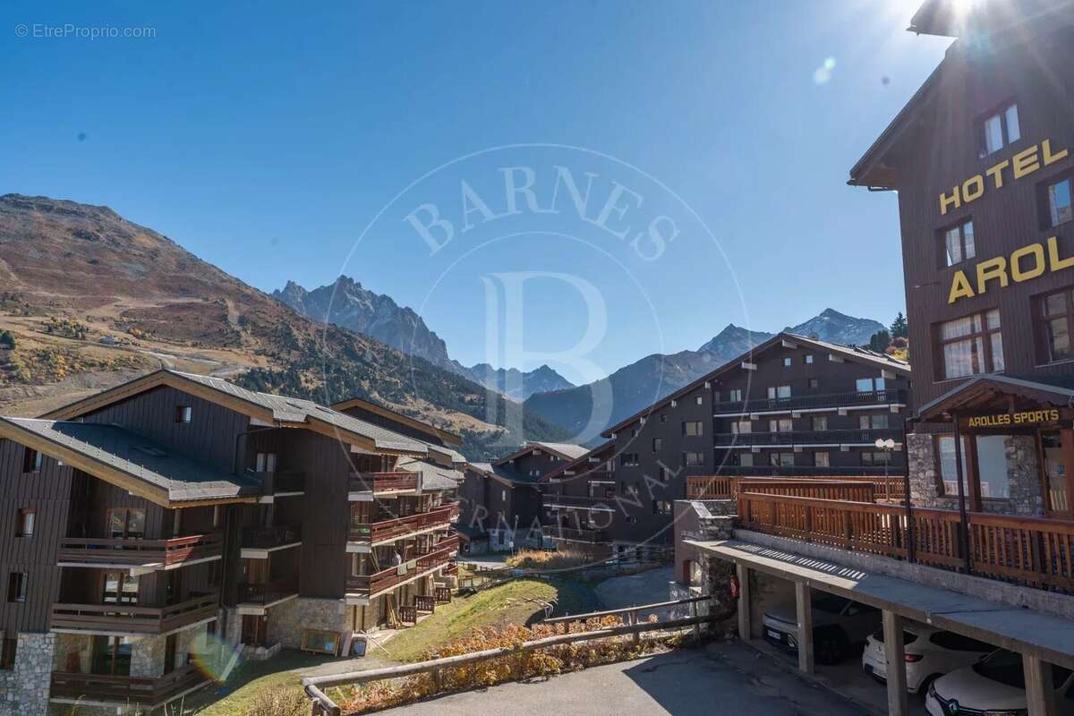 Appartement à LES ALLUES