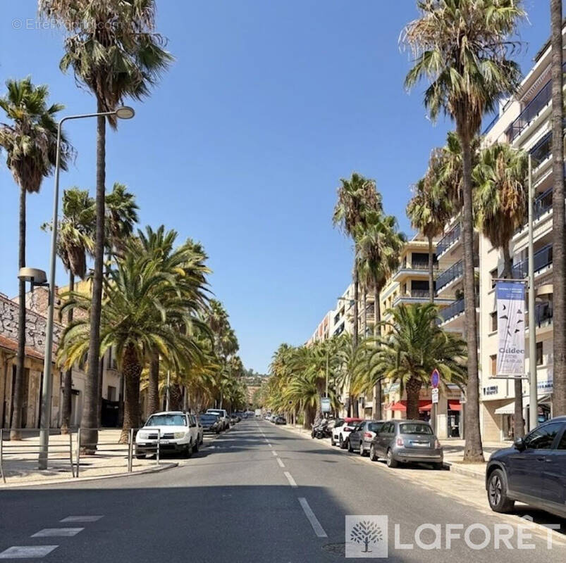 Appartement à HYERES