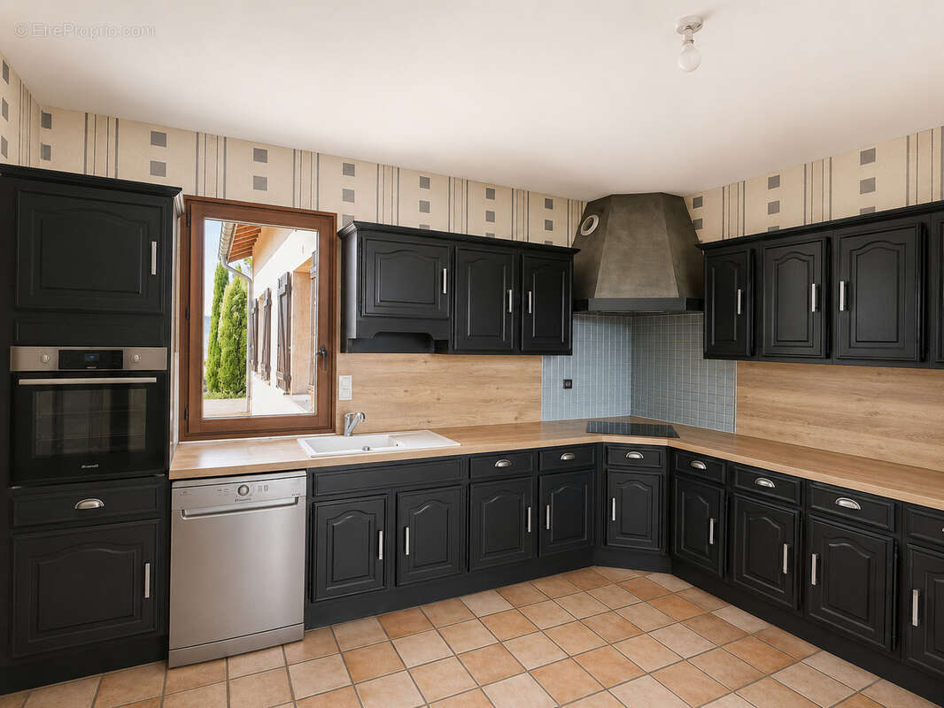 Maison t7 de 220 m2 - photo 9