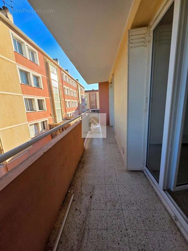 Appartement à FREJUS