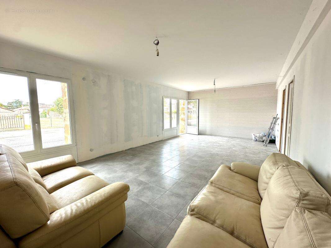 Appartement à VILLANDRAUT