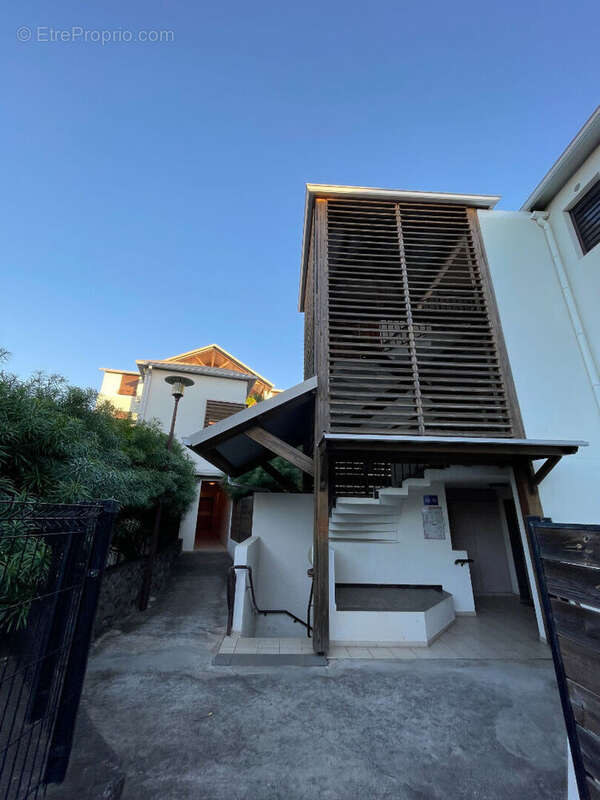 Appartement à SAINT-DENIS