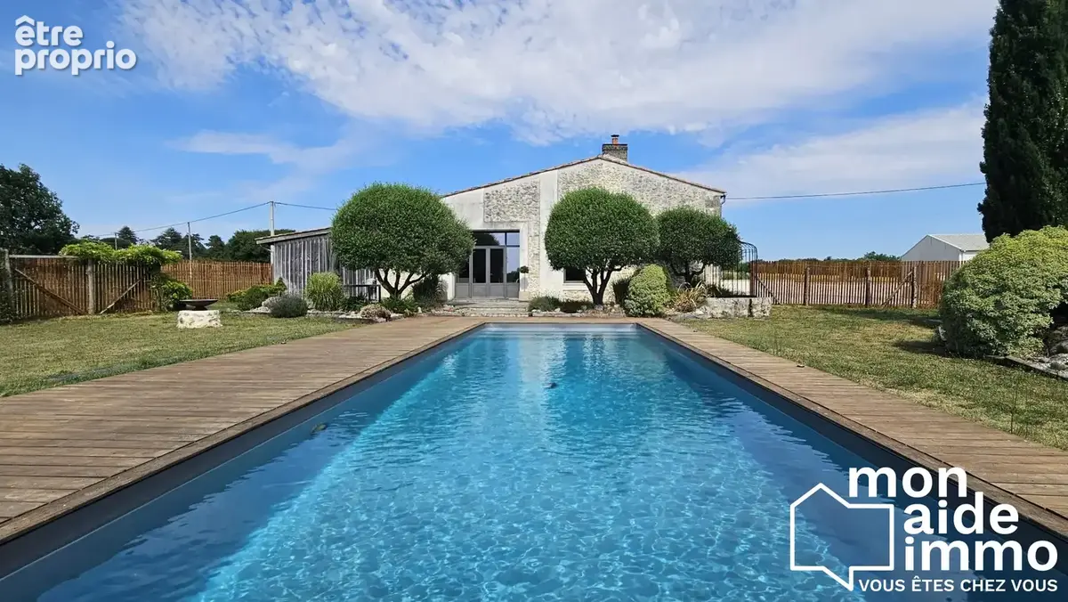 Photo Maison à Creon au prix de 790 000€