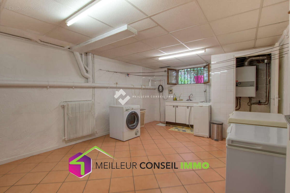 Maison 124 m² à Choisy-Le-Roi  - photo 4