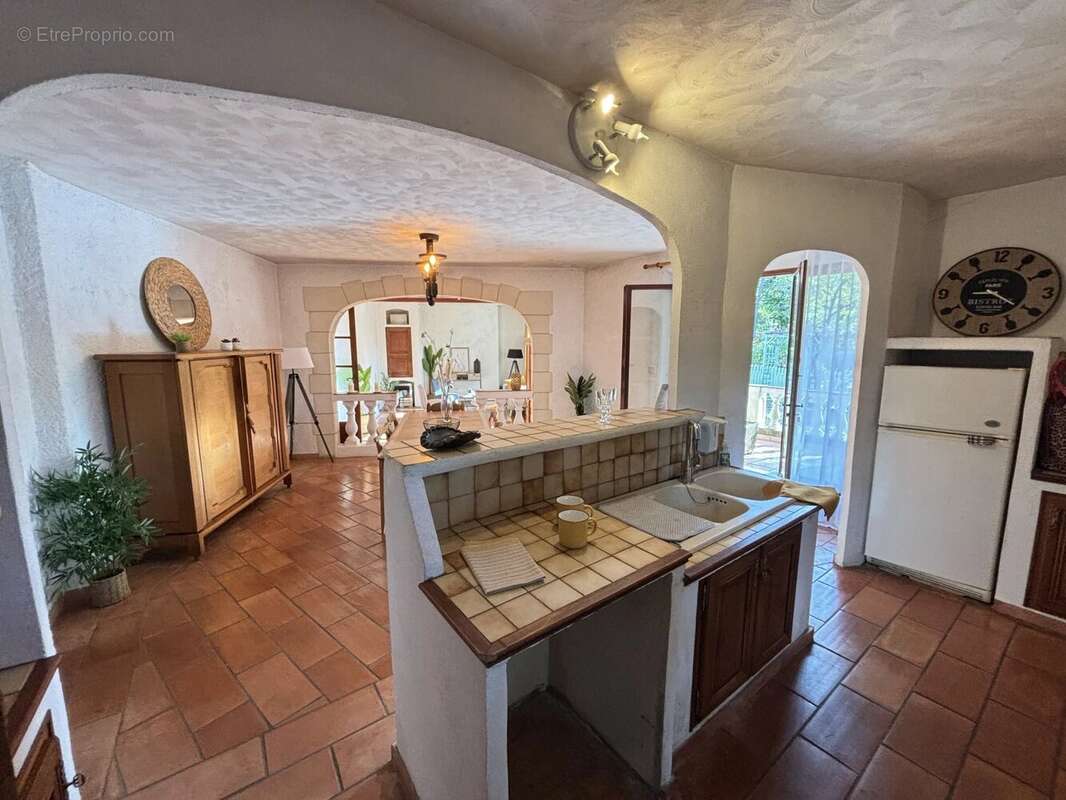 Maison à FIGANIERES