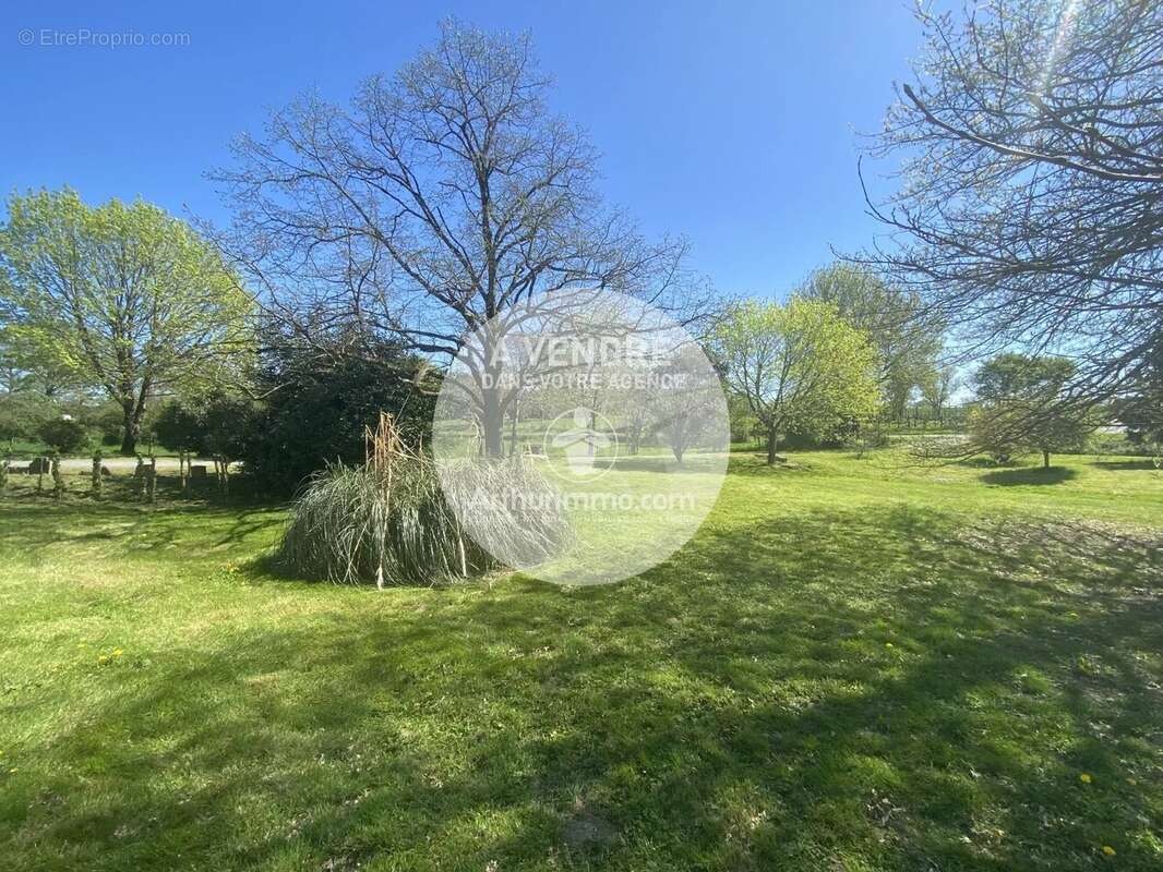 Maison à LE TEMPLE-DE-BRETAGNE