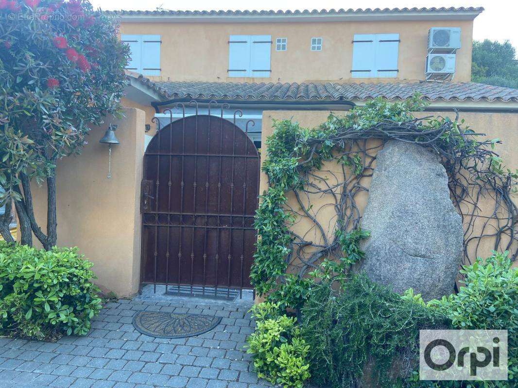 Appartement à PORTO-VECCHIO