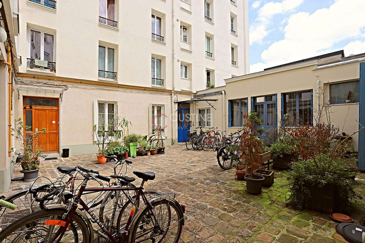 Appartement à PARIS-18E