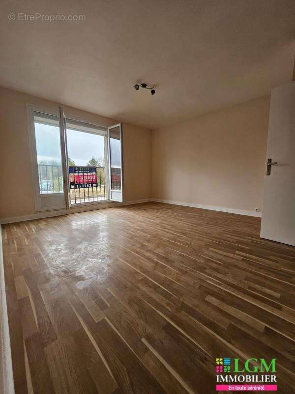 Appartement à ESSOMES-SUR-MARNE