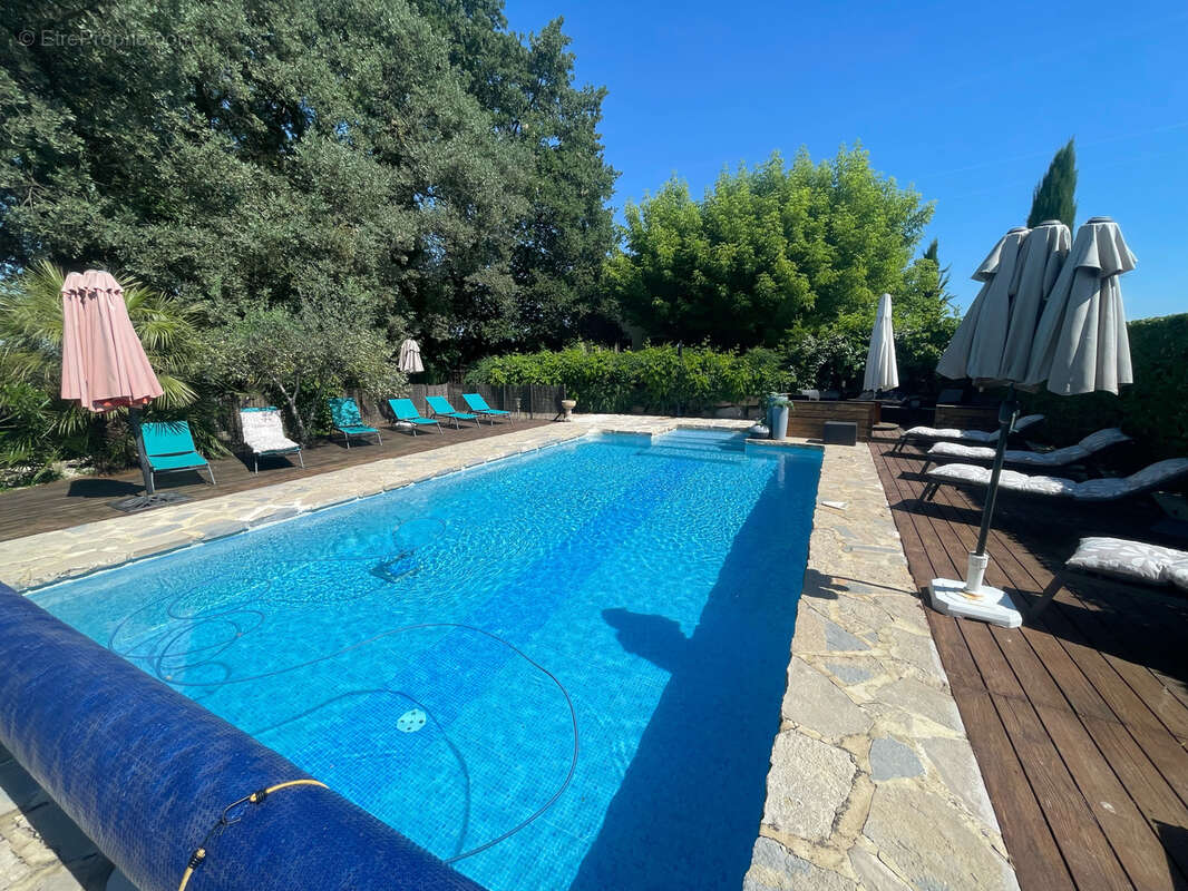 Maison à VAISON-LA-ROMAINE