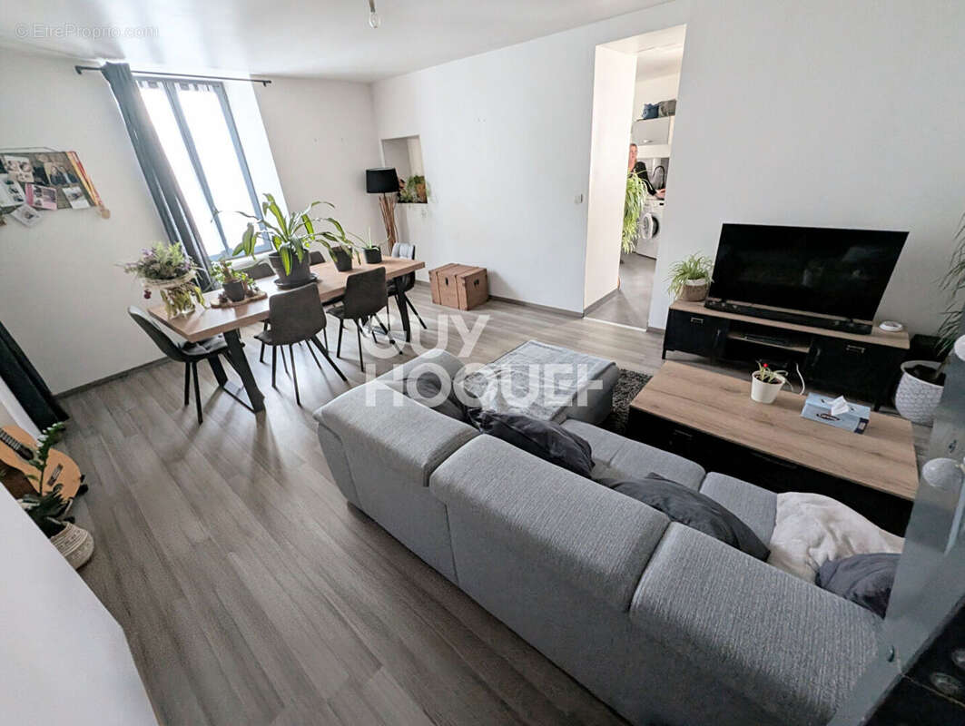 Maison à CHATEAU-GONTIER