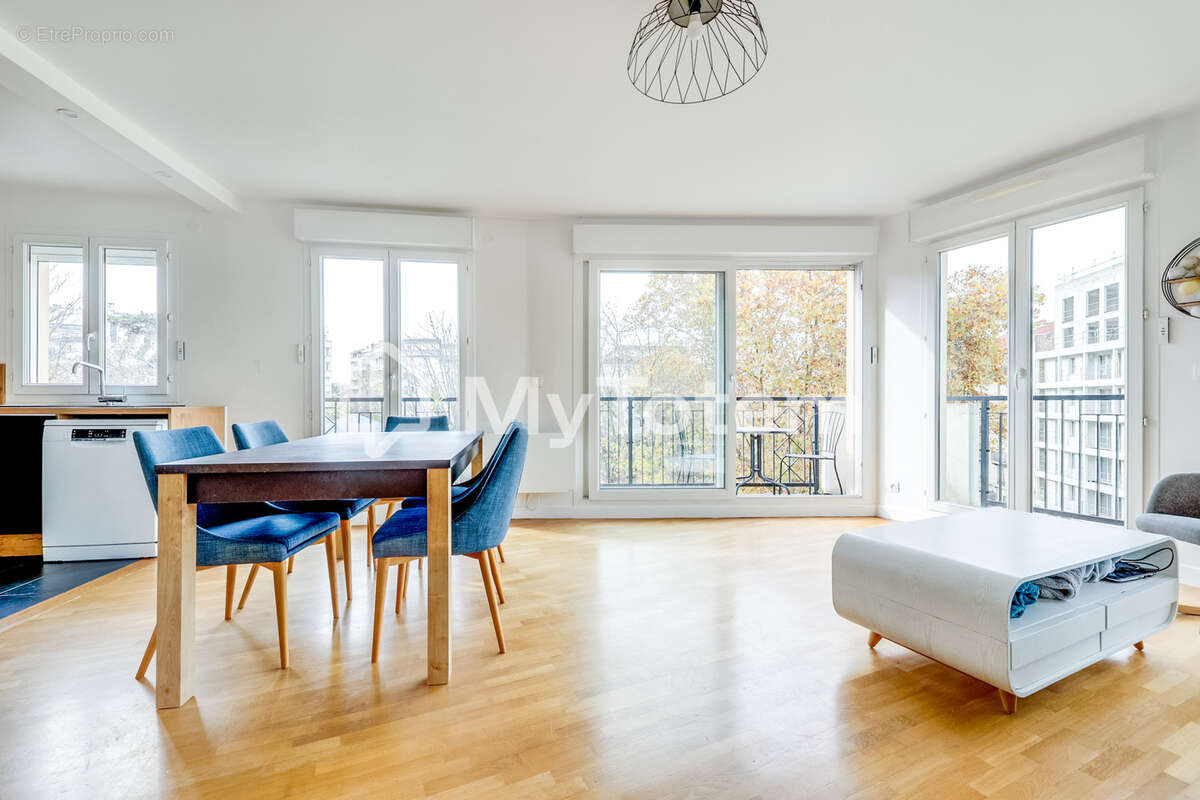 Appartement à COLOMBES