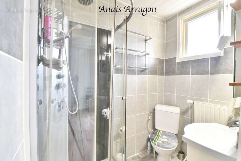 Maison à SAINT-FRONT-SUR-LEMANCE