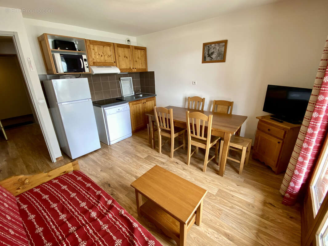 Appartement à ALBIEZ-MONTROND