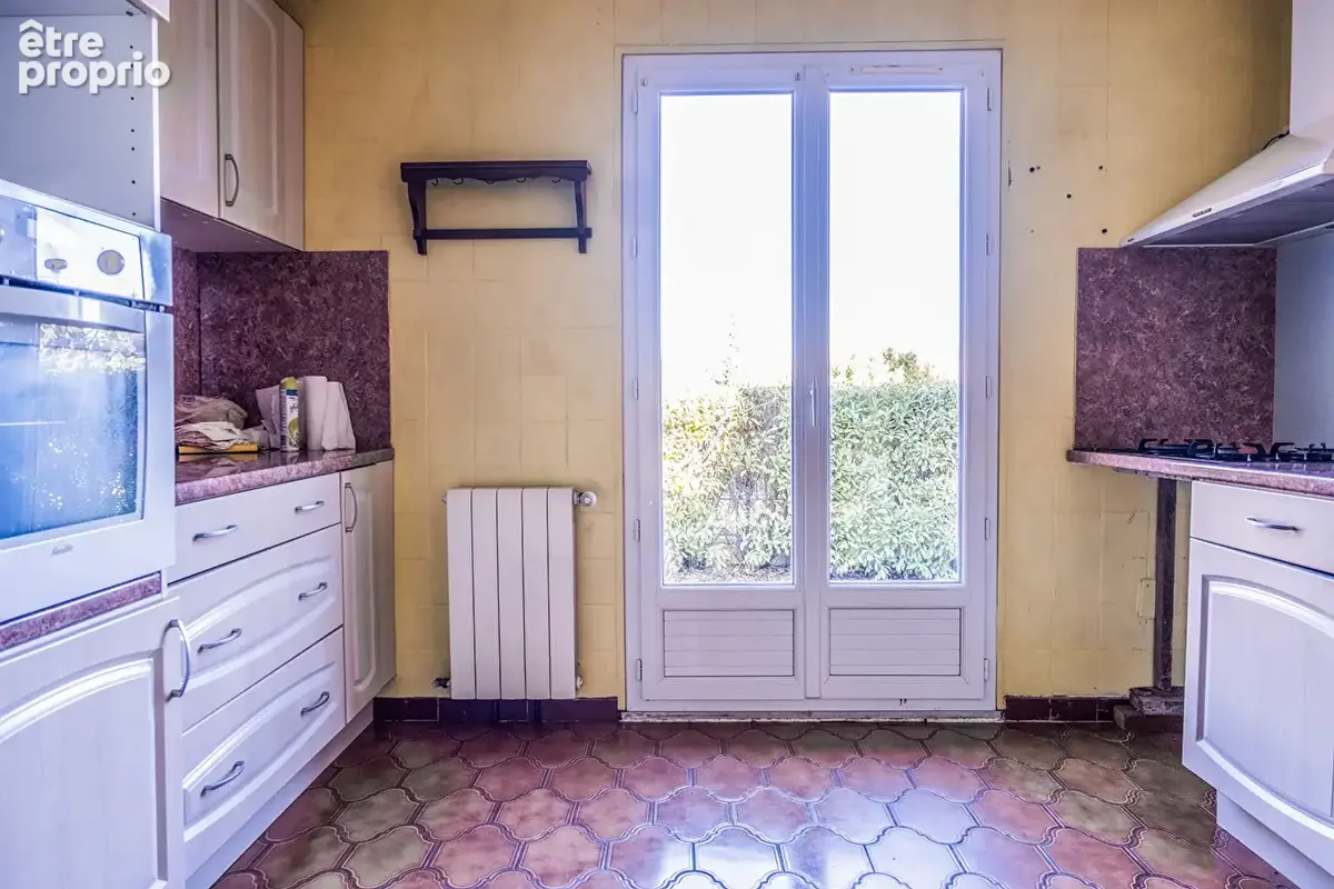 Brignoles Maison 5 pièces 121m²  dans un quartier calme proche commodités - photo 7