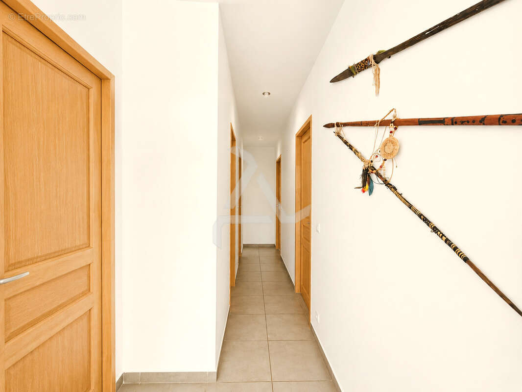 10’ porto-vecchio dans impasse résidentielle, villa t5 113m2 « première main » de 2014 - photo 11