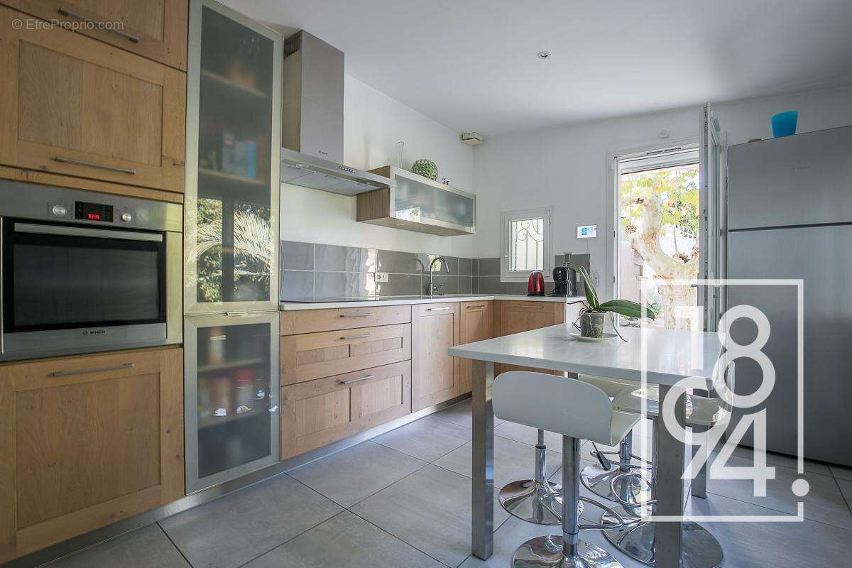 Maison à MARSEILLE-9E