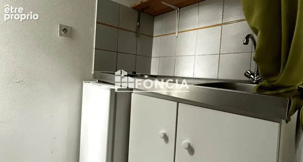 Appartement T1 de 26,32 m² à rénover dans petite copropriété - photo 2