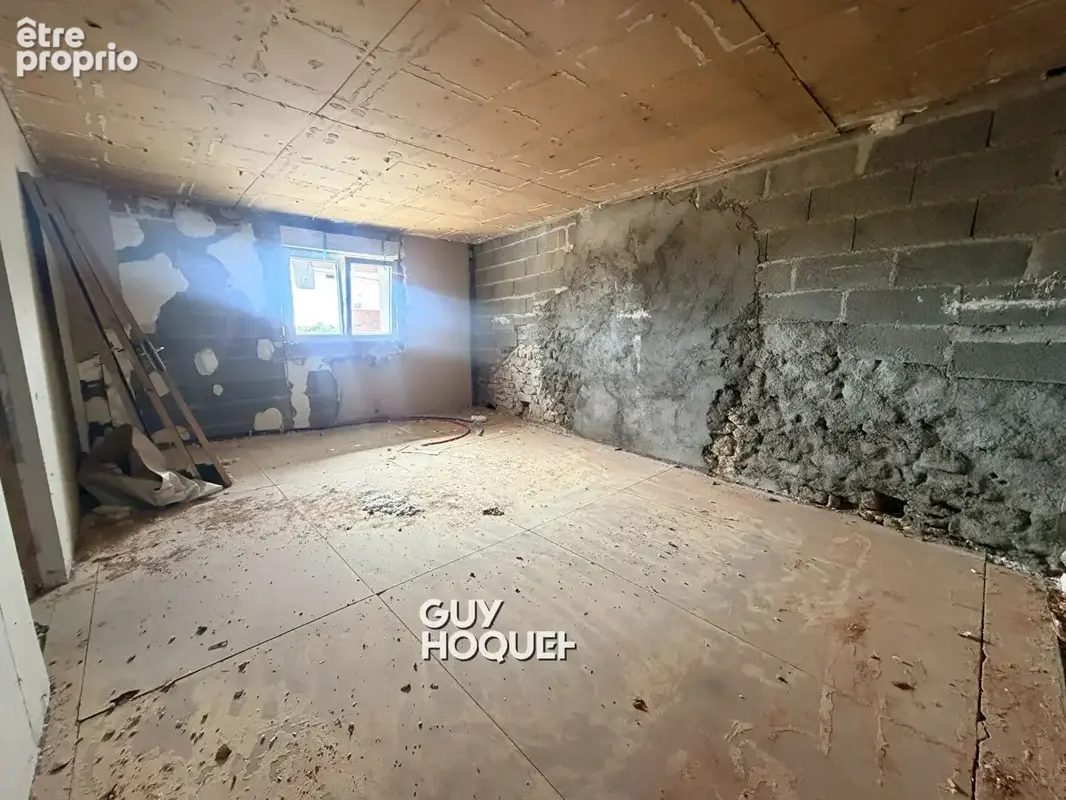 Maison à fort potentiel avec grand terrain à pouilloux !!! - photo 14