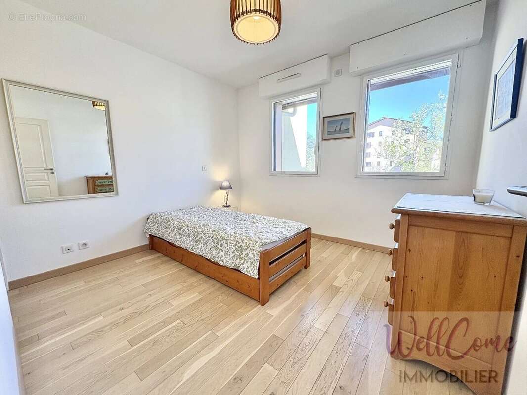 Appartement à AIX-LES-BAINS