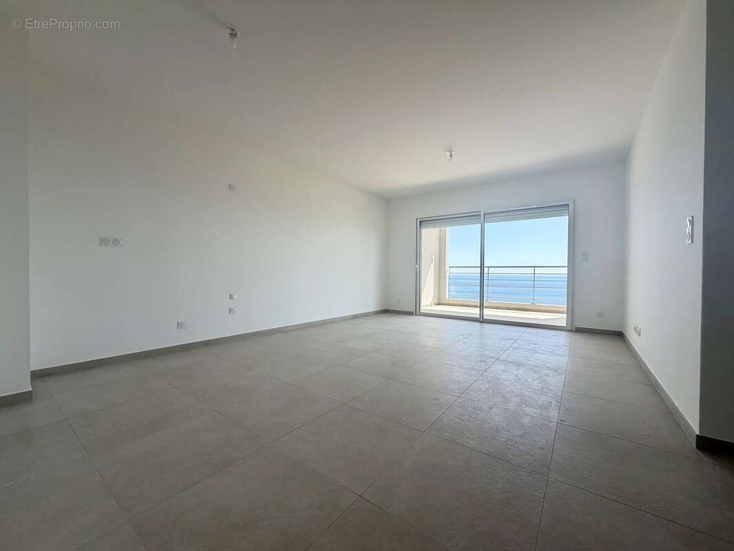 Appartement à SARI-SOLENZARA