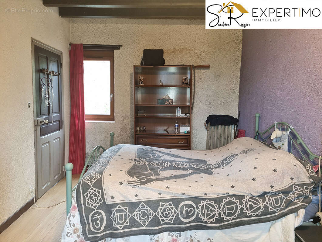 Maison à SAINTE-CHRISTINE