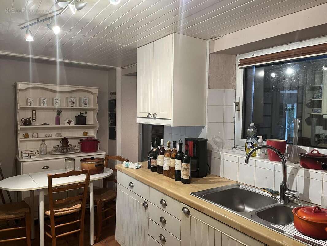 Cuisine - Maison à VILLENEUVE