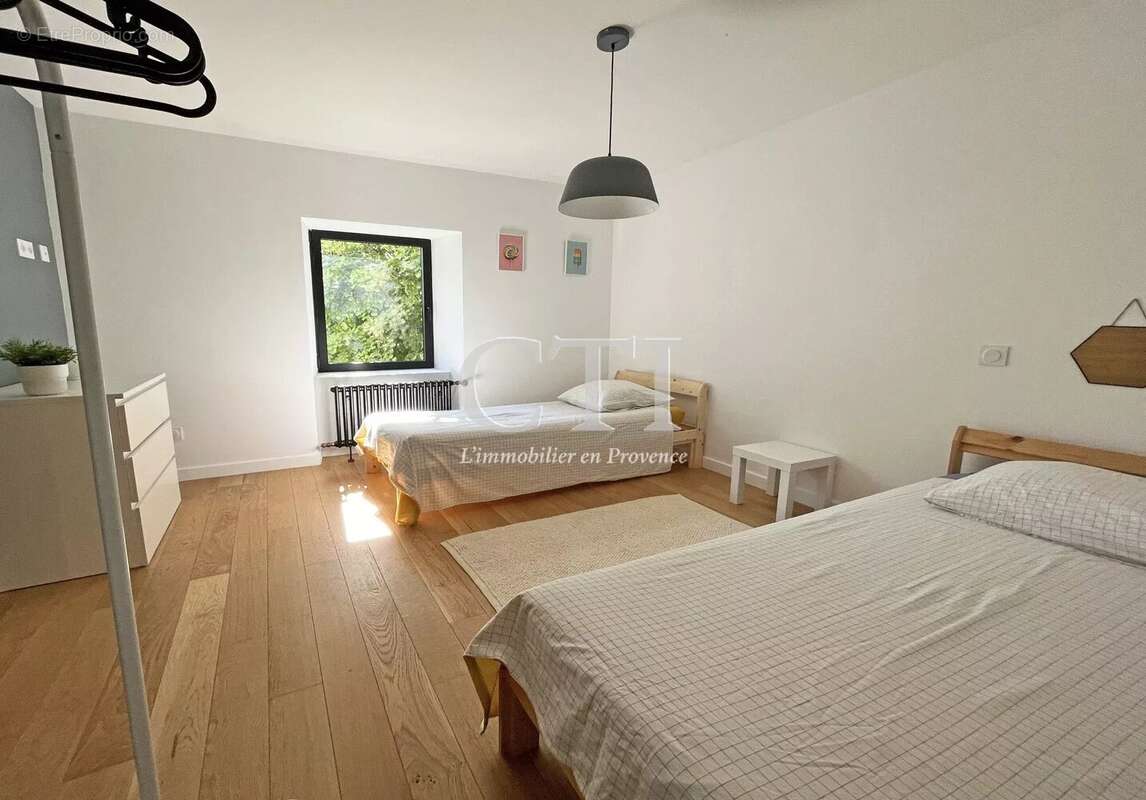 Maison à VAISON-LA-ROMAINE