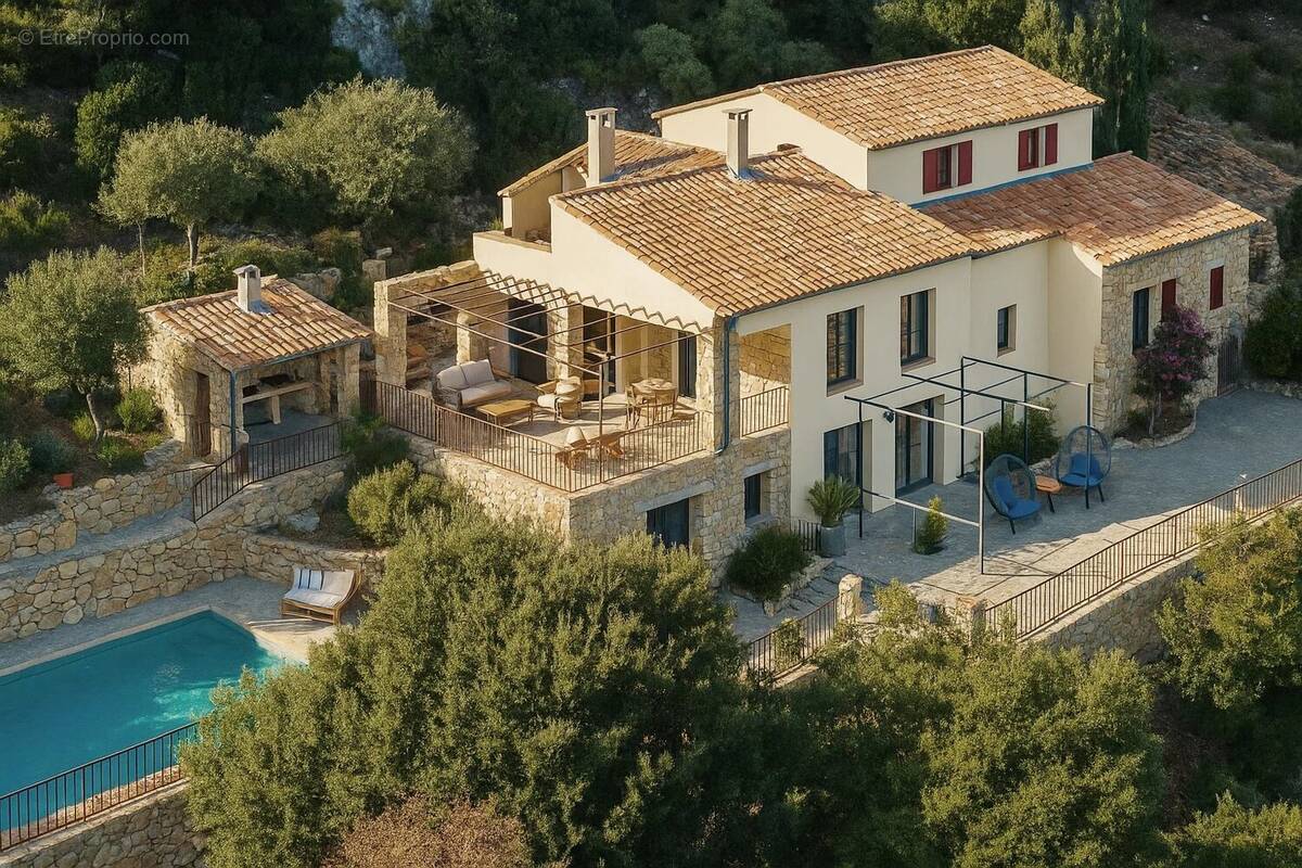 Maison à LA CADIERE-D&#039;AZUR