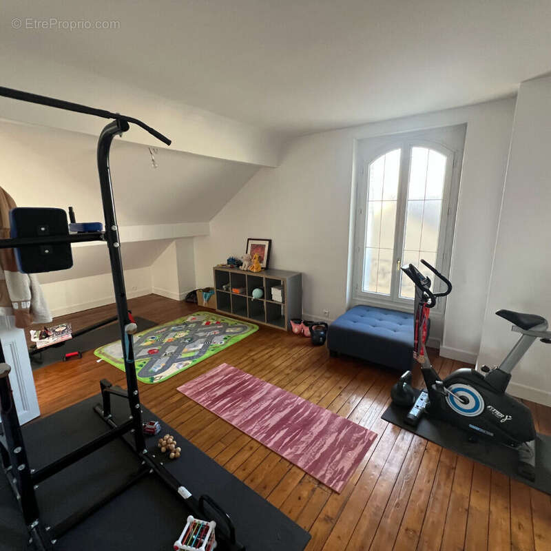 Maison à LES PAVILLONS-SOUS-BOIS