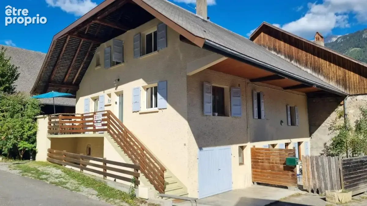 Maison à DOUSSARD