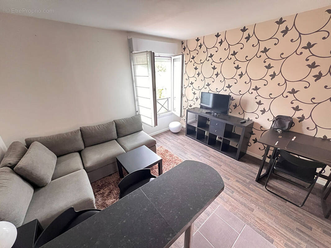 Appartement à NANTEUIL-LES-MEAUX