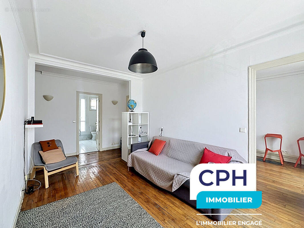 Appartement à PARIS-18E