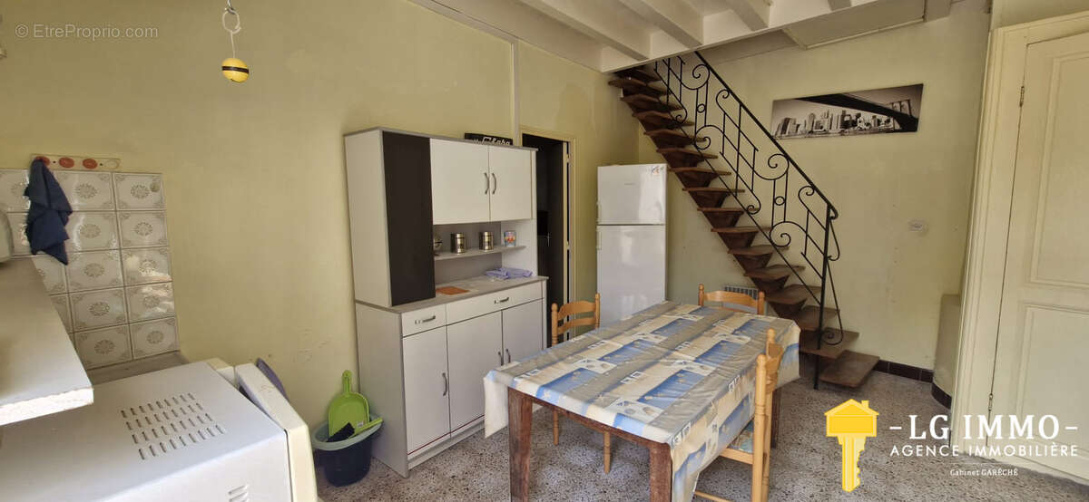 Maison à SAINT-FORT-SUR-GIRONDE