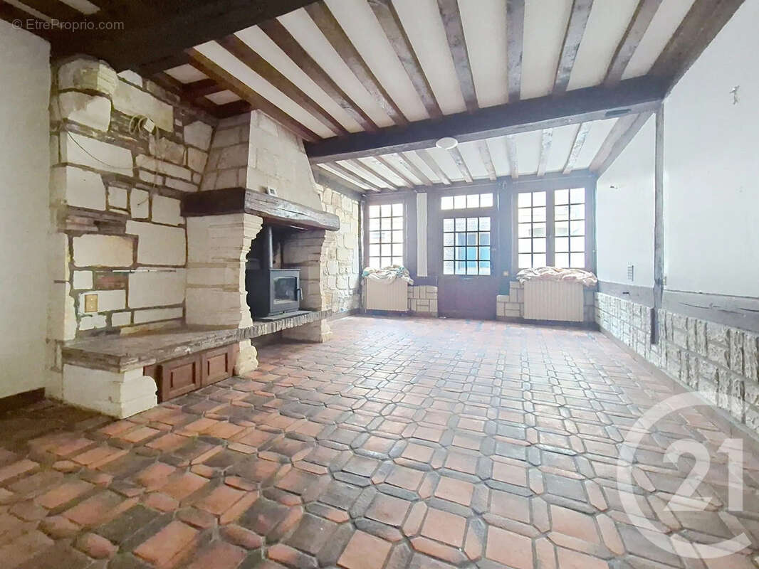 Maison à QUILLEBEUF-SUR-SEINE