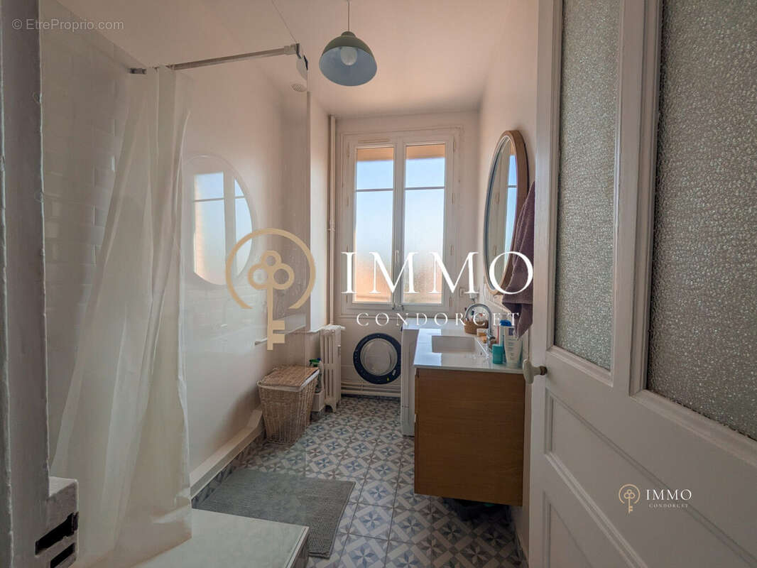 Appartement à BOURG-LA-REINE