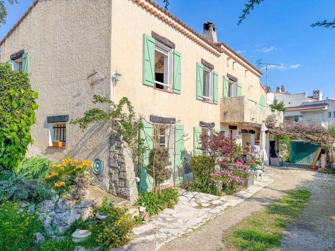 Maison à LA COLLE-SUR-LOUP