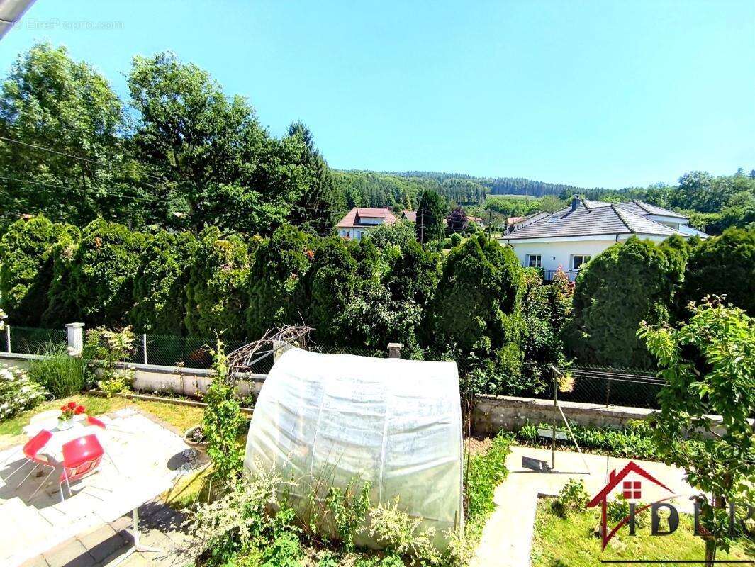 Maison à GRANGES-SUR-VOLOGNE