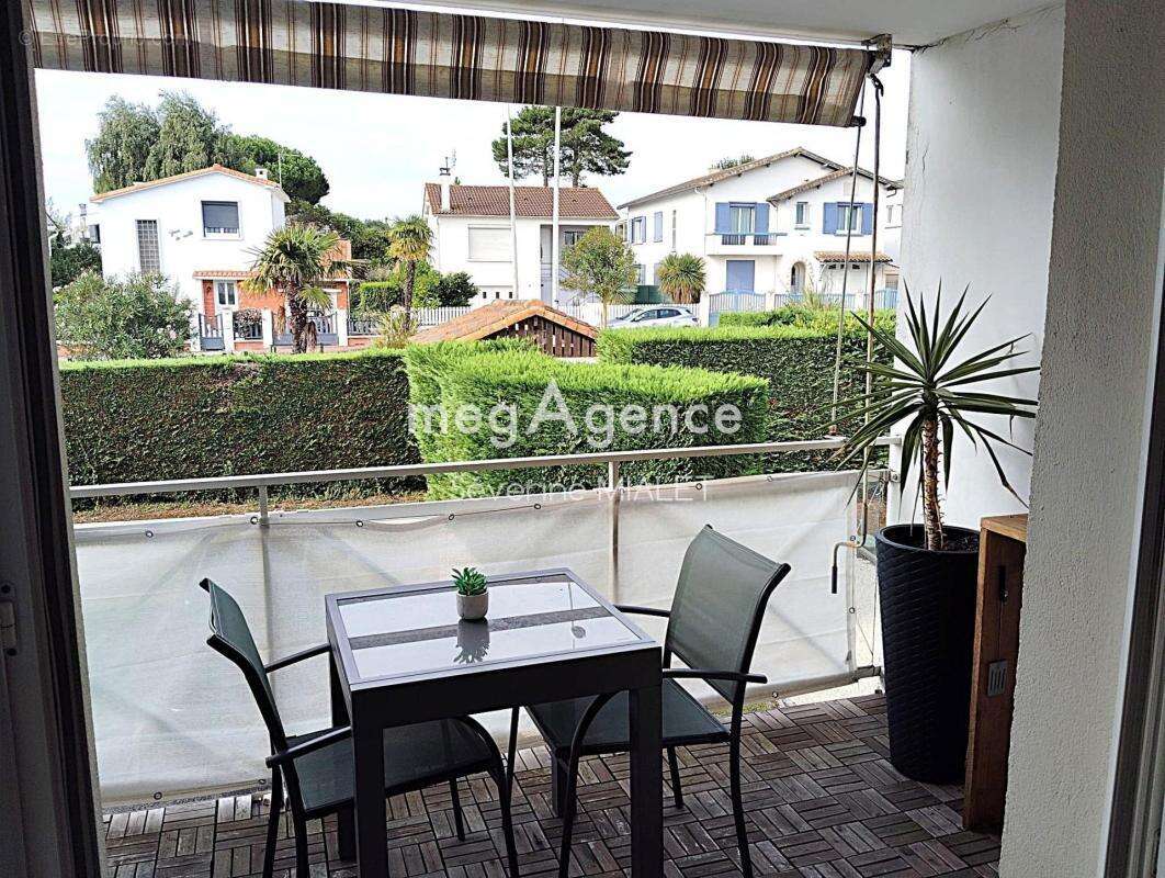 Appartement à VAUX-SUR-MER