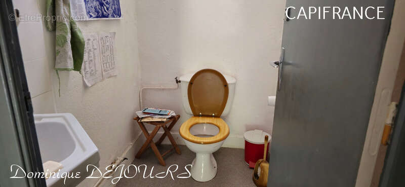 Maison à SAINT-SAUVEUR-DE-MONTAGUT