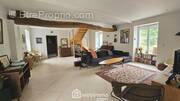 Un séjour très lumineux de 42 m². - Maison à PERTHES