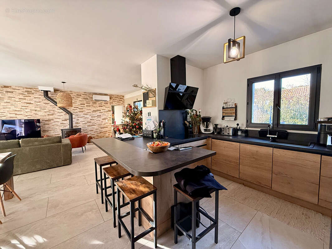 Maison à PLAN-D&#039;AUPS-SAINTE-BAUME