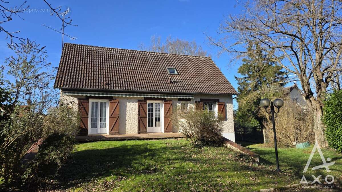 Maison à CEPOY