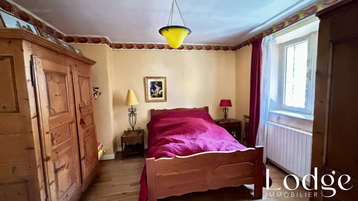 Maison 150 m² à Villar-Saint-Pancrace  - photo 8